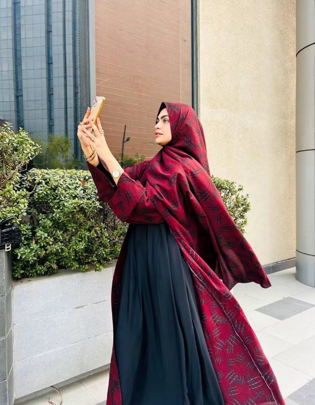 Hayaat Maroon Printed Abaya with Black Inner